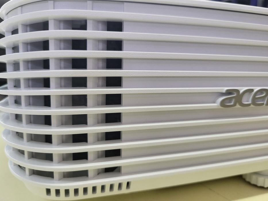 Projetor ACER Datashow DLP 1920x1080 P1557K - NOVO