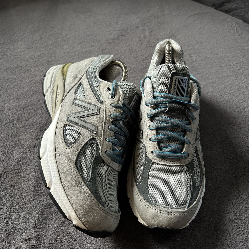 Чоловічі кросівки New Balance 990v4. P. 39.