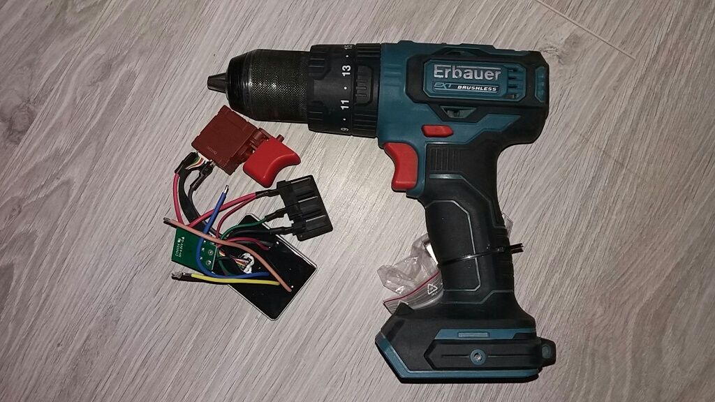 Włącznik NOWY wkrętarka Erbauer ECD18-Li-2 18V EXT