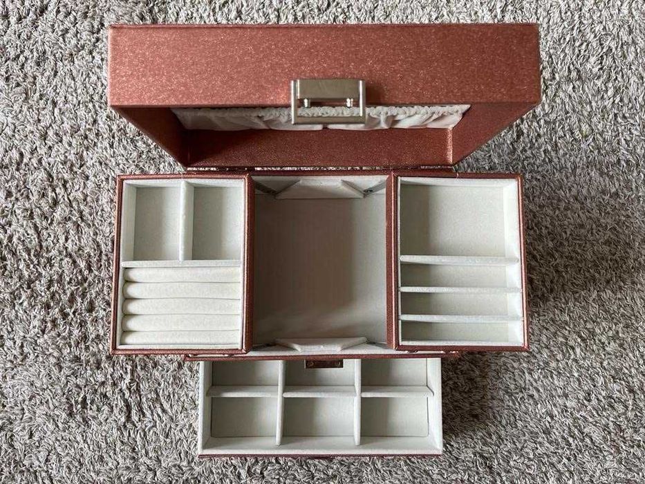 Pojemny duży kuferek szkatuła organizer na biżuterię prezent