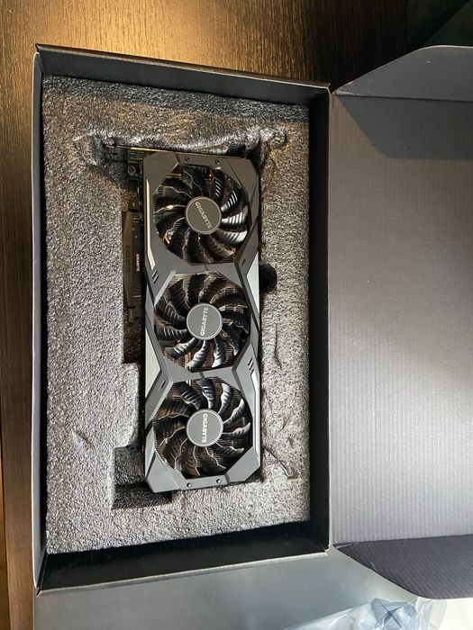 Відеокарта Gigabyte 2070s Gaming OC  8gb