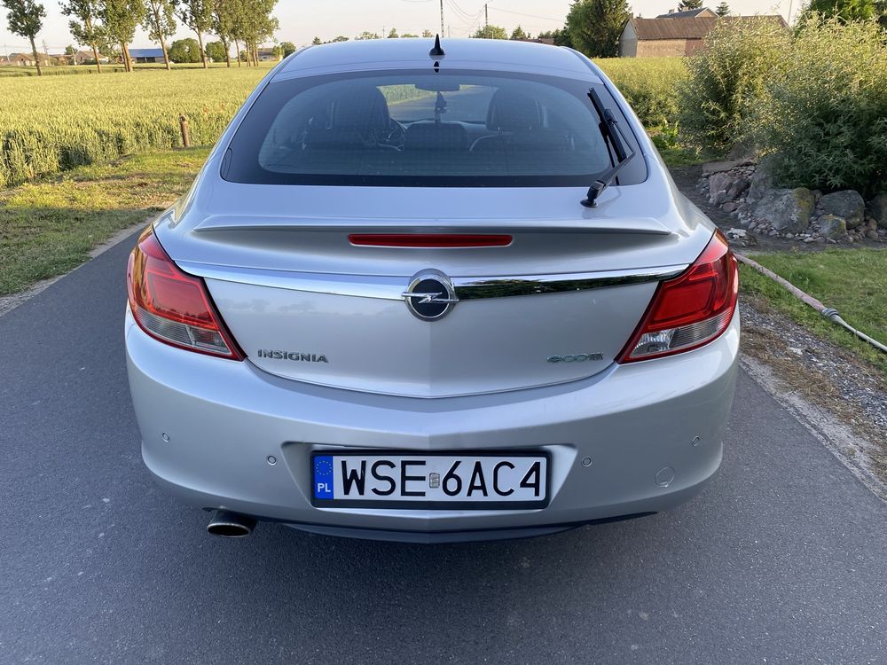 Opel Insignia 2.0 CDTi 160km, wersja Cosmo