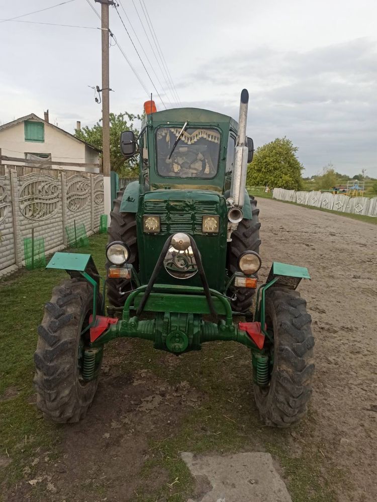 Продам Т-40 АМ з плугом
