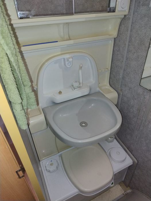 Sprzedam przyczepę kempingowa Beyerland Delta 4600dc