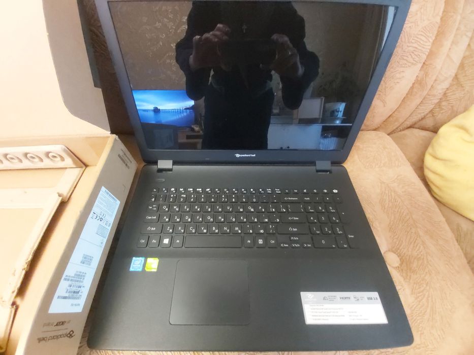 Ноутбук 17,3 Packard bell