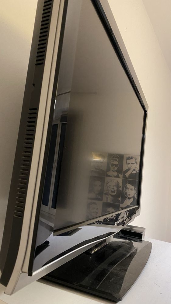 Telewizor SHARP LC-37XD1E