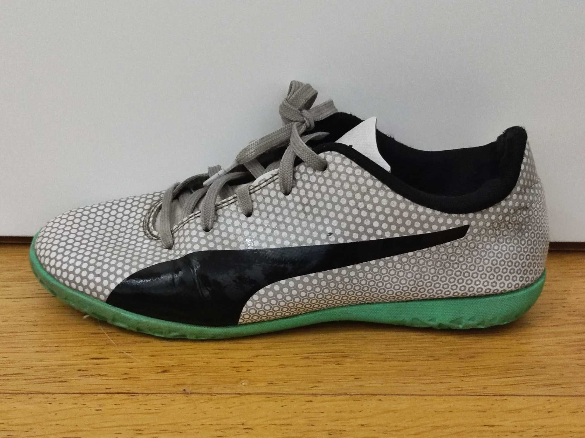 Halówki puma unisex spirit 
40 zł r.37