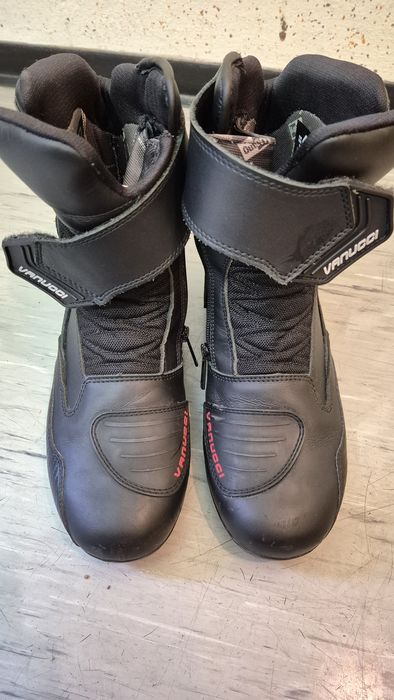 Buty vanucci r. 44 motocyklowe