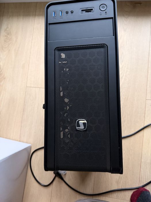 I5 2500k, GTX670, 8GB ram, bez dysku