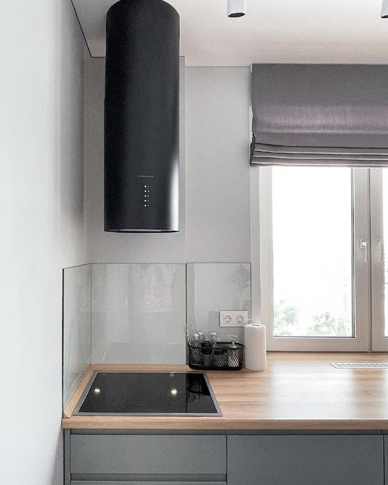 Центр,свет не выключают,новый ремонт,Дерибасовская,балкон,подобово,800