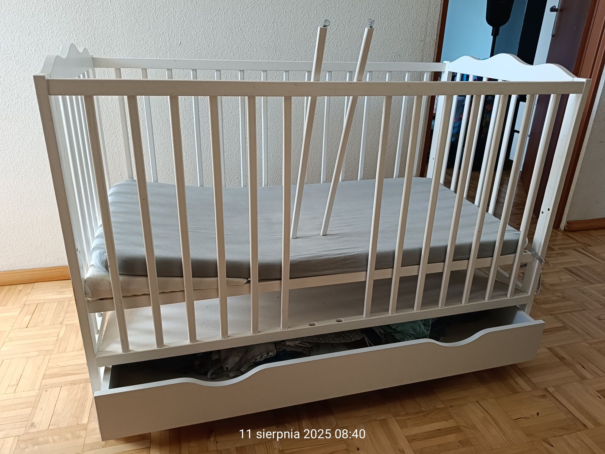 Sprzedam łóżeczko