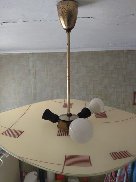 Прибирання житлових приміщень, офісів