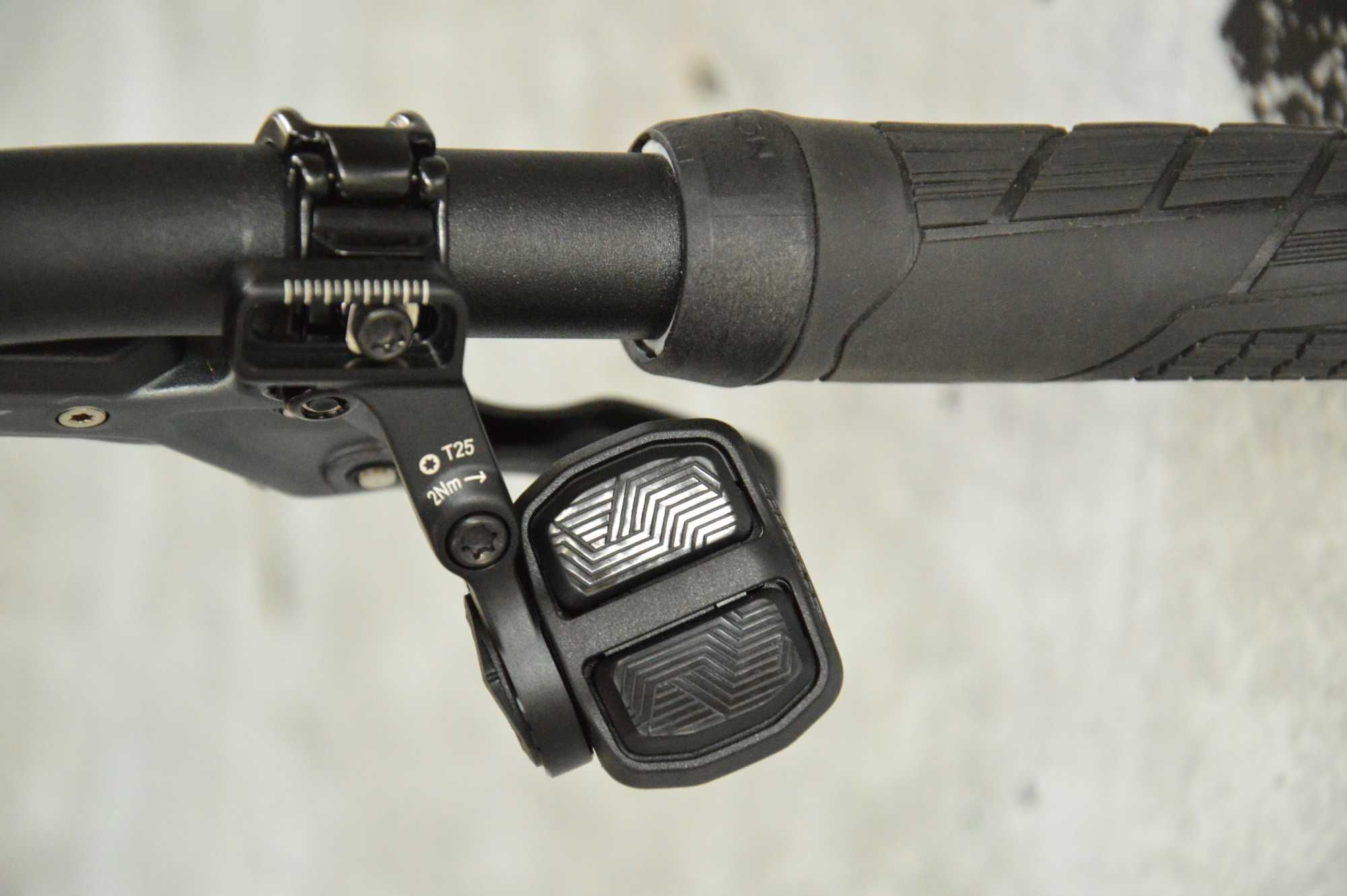 ROSE Bonero Plus 3 GX AXS  Rock Shox Lyrik 140 TQ-HPR50 360Wh S M L XL