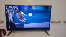 Smart TV LG 32" em estado novo.