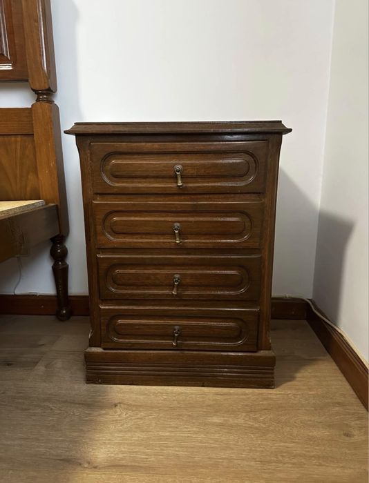 Cama + Mesas de Cabeceira + Colchão