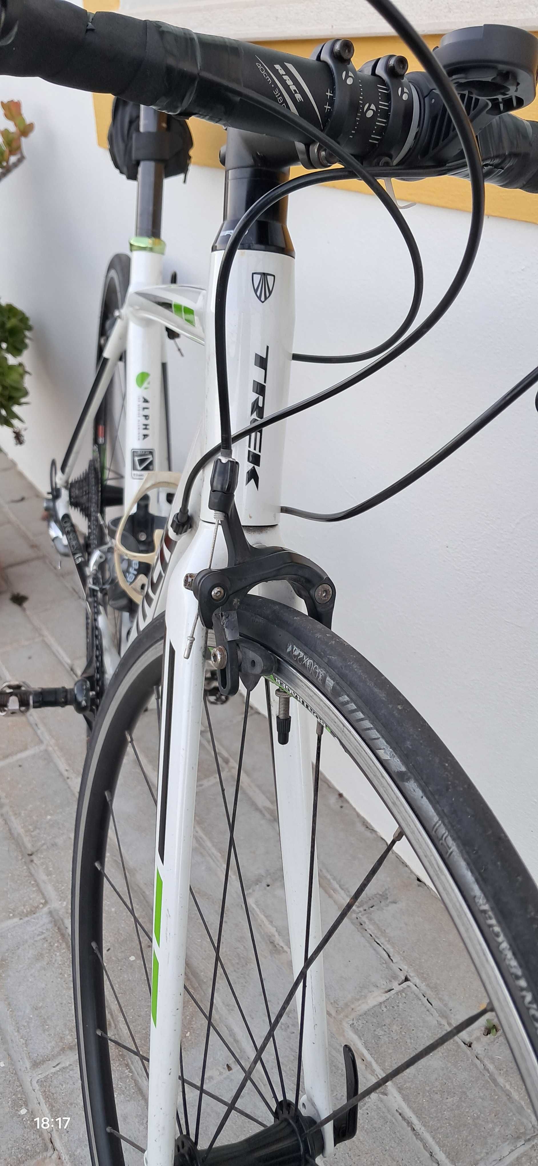 Bicicleta estrada trek