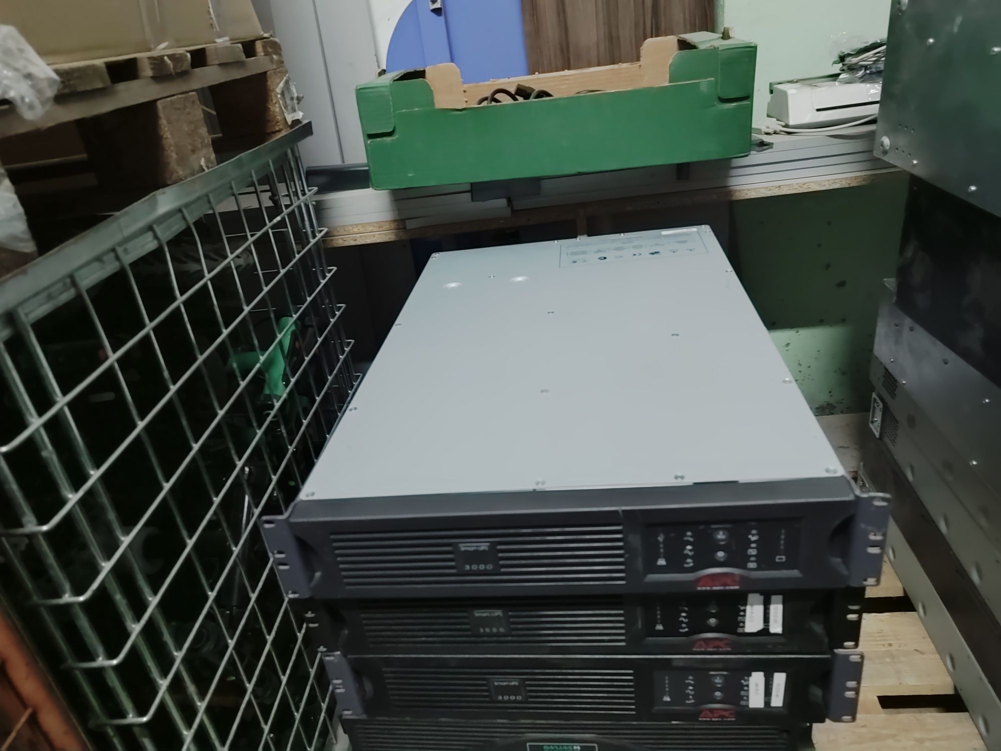 Smart UPS APC SMT 1000 RMI2U безперебійник ДБЖ упс бесперебойник ИБП