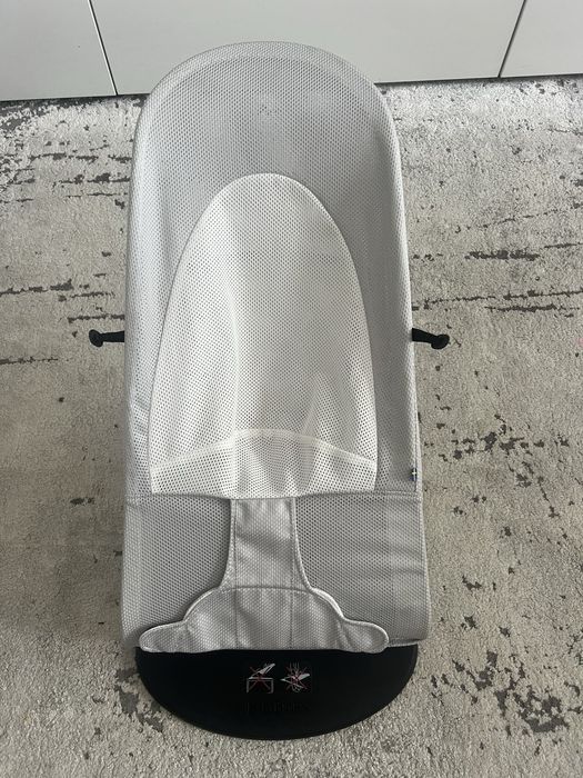 шезлонг качалка babybjorn