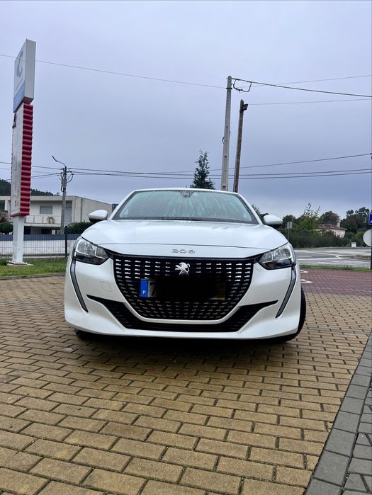 Peugeot 208 Allure NACIONAL