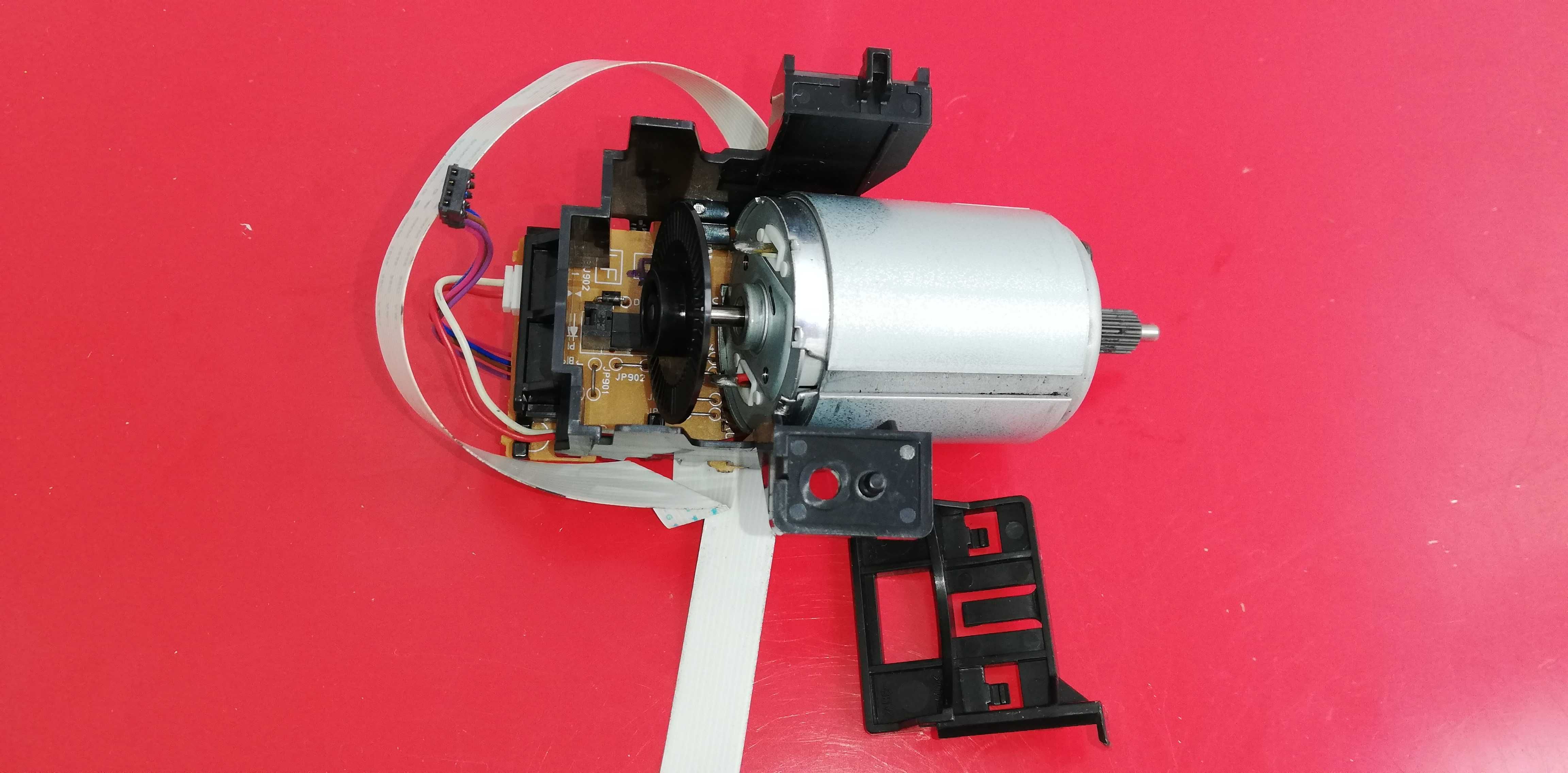 Мотор принтера RM1-4616 главного привода + плата, шлейф, крепление