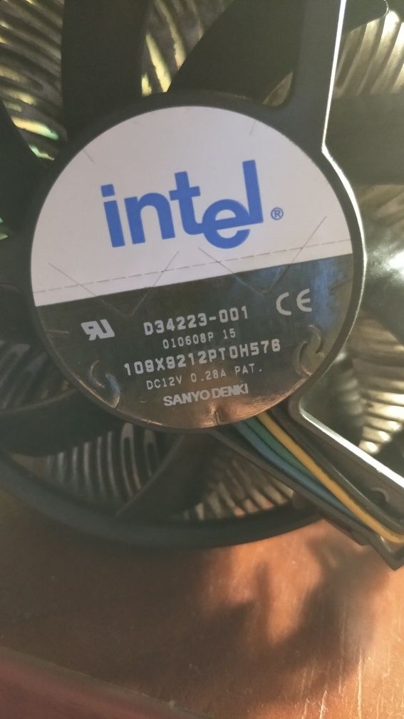 Кулер для процессора Intel