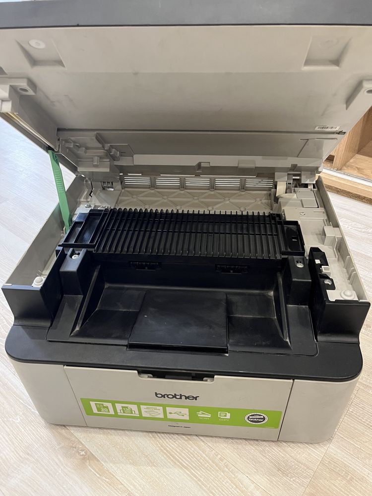 МФУ принтер Brother DCP-1510R