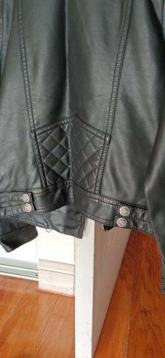 Casaco tipo cabedal menina tamanho 8