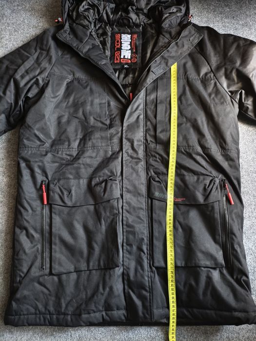 Зимова чоловіча куртка