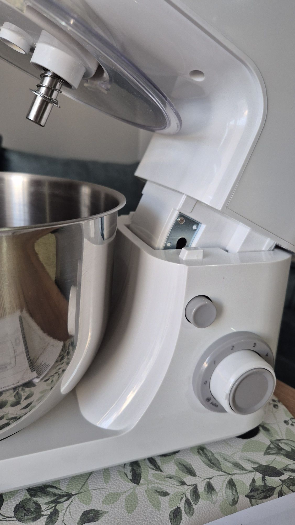Robot planetarny Tefal Masterchef Essential