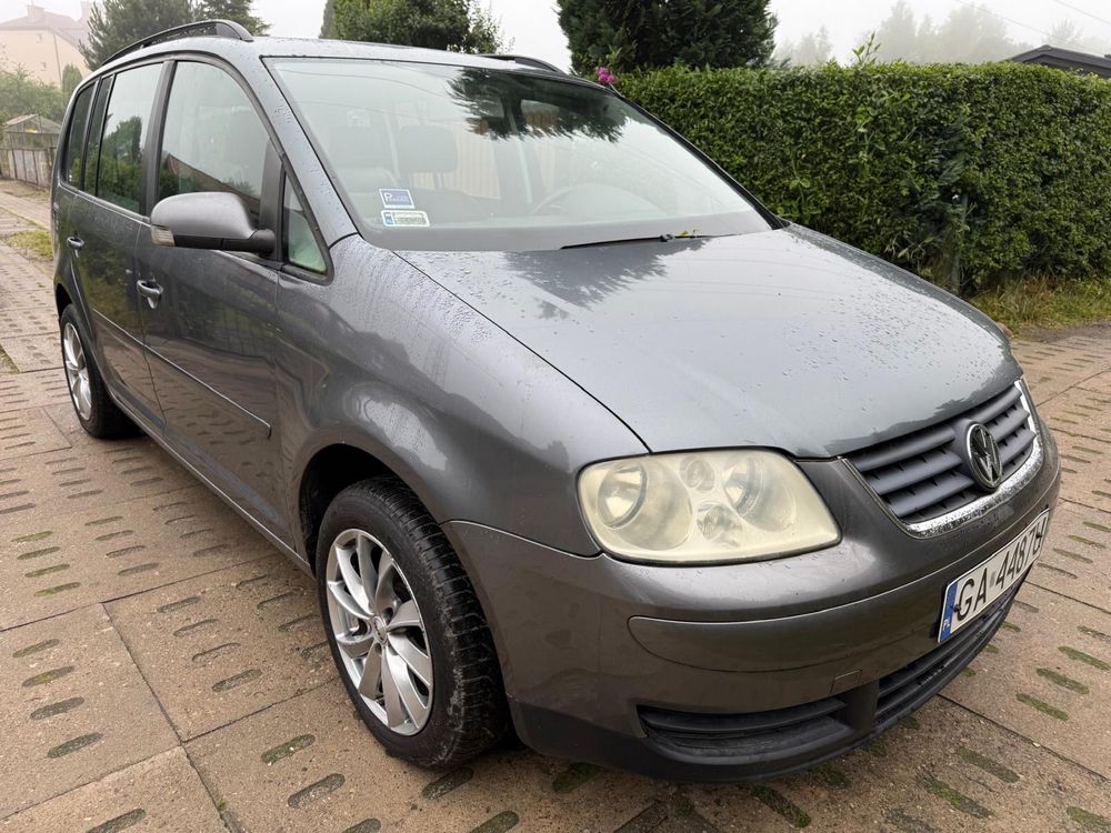 Vw touran 2.0 tdi , sprawna klima bez rdzy , jedzi idealnie