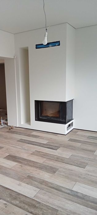 Різноробочий з надання послуг