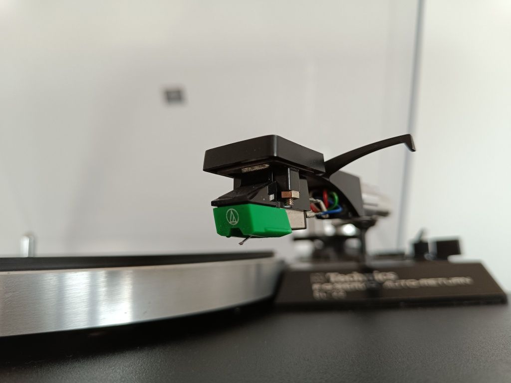 Gramofon Technics sl-22