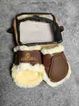 Ochraniacze tylne Kentucky Young horse sheepskin brązowe Full