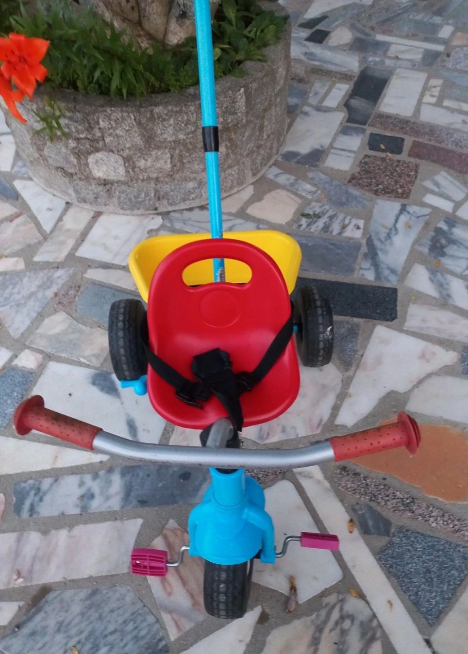 Triciclo de criança da chicco