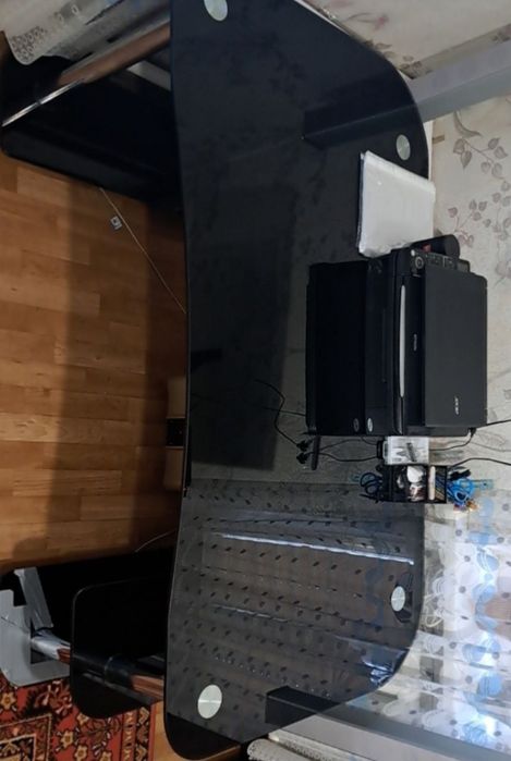 Стіл офісний Б/В