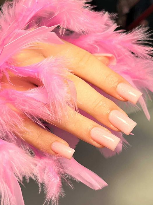 Шукаю моделей на манікюр, центр Черкас