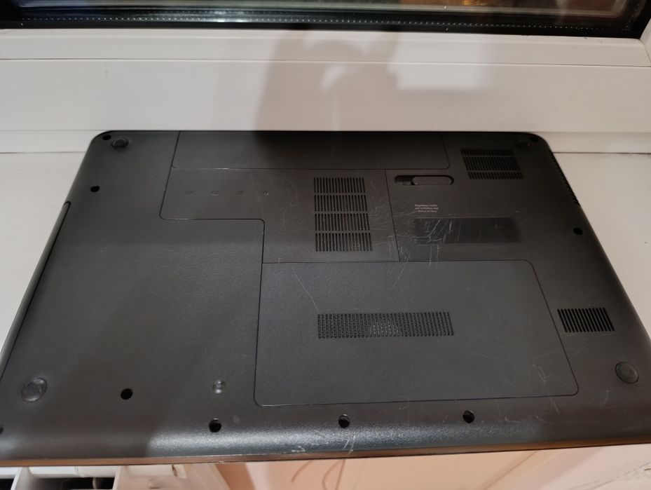 Продам ноутбук рабочий