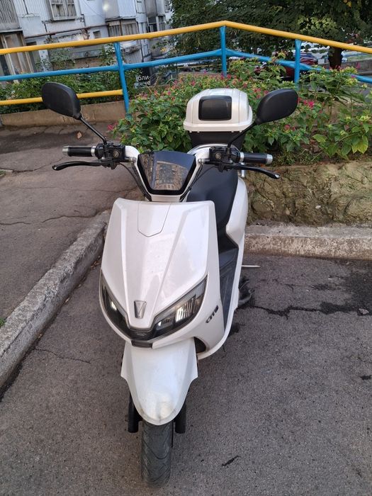 Електроскутер AIMA M3 Li