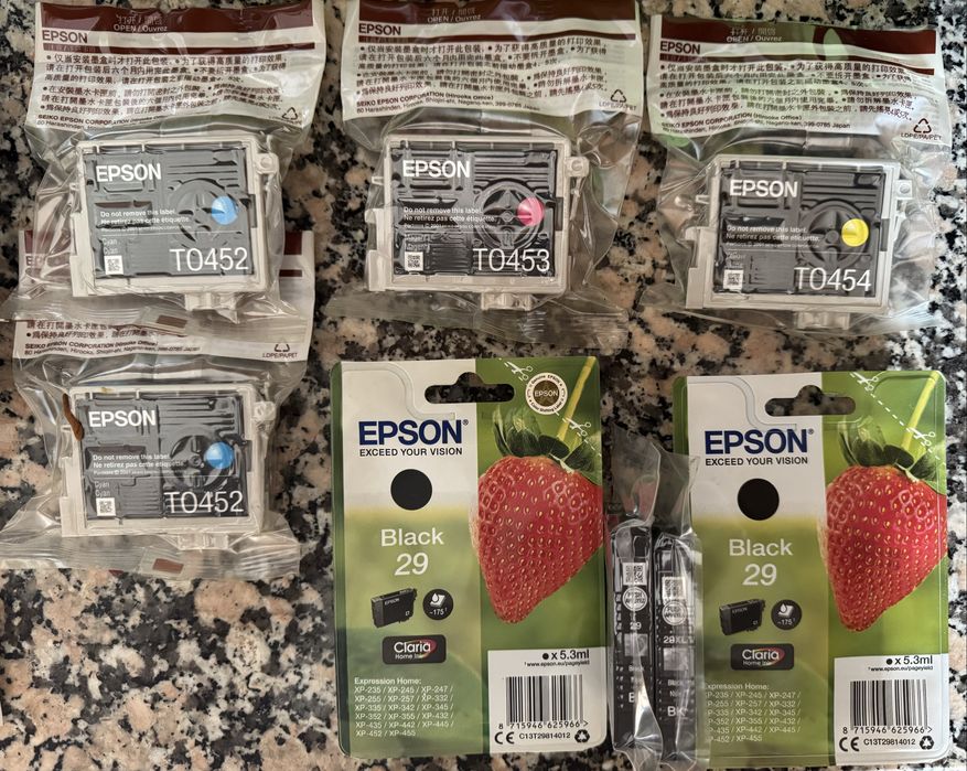 Tinteiros originais EPSON: Gama XP, T0441, T0452, T0453, T0454, T0711H