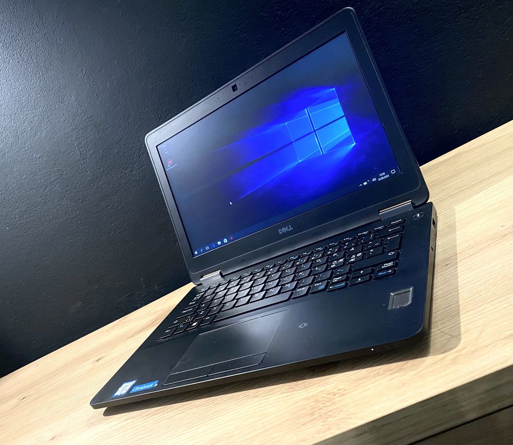 Laptop Dell 7270 i5-6300U 8 GB / 128 GB SSD