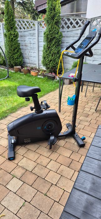 Rowerek stacjonarny Domyos EB900 B – jak nowy, przebieg ~500 km!