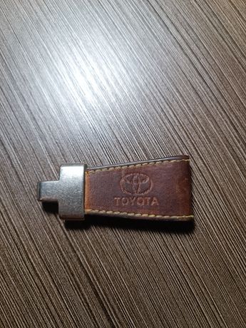 Брелок на ключі Toyota