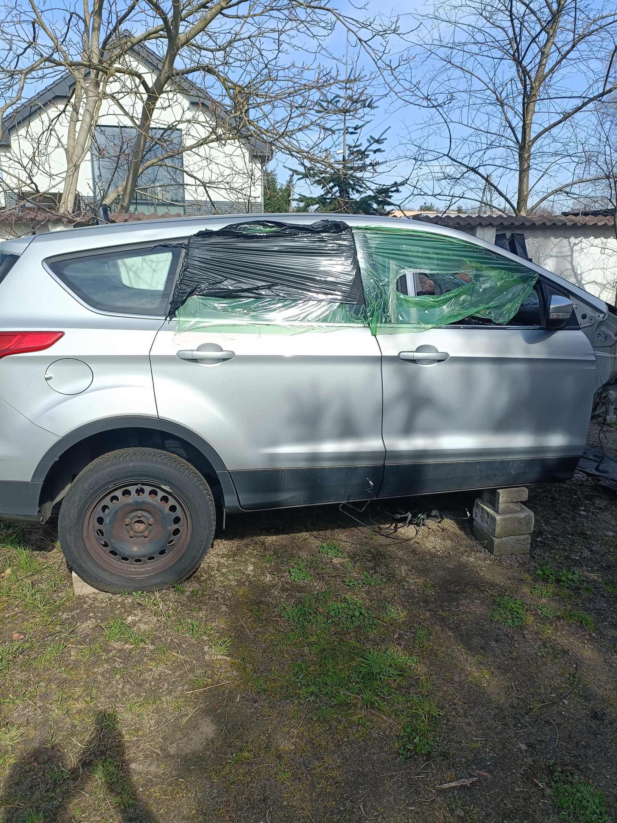 Karoseria dokumenty Ford Kuga mk2 2.0 TDCI 150KM 2015r