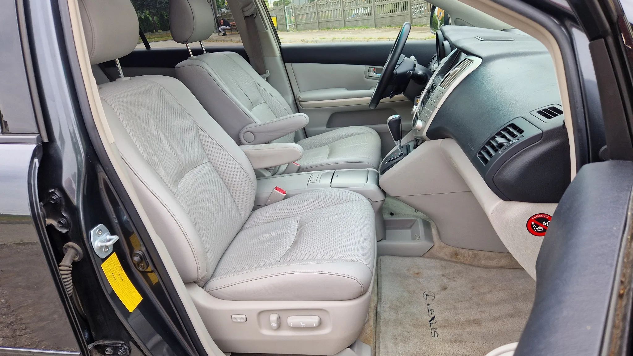 Lexus RX 3,3hybryda 211KM Automat *Bez rdzy* Tylko 147tys km *Max wyposażenie*
