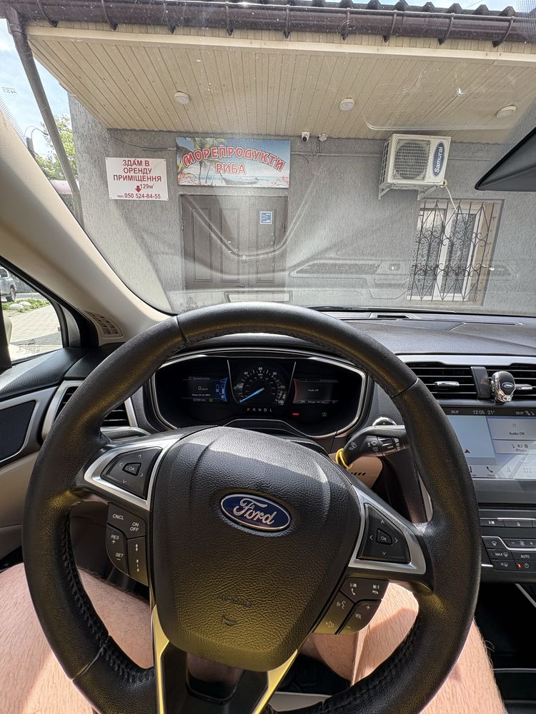 ford fusion hybrid 2018
