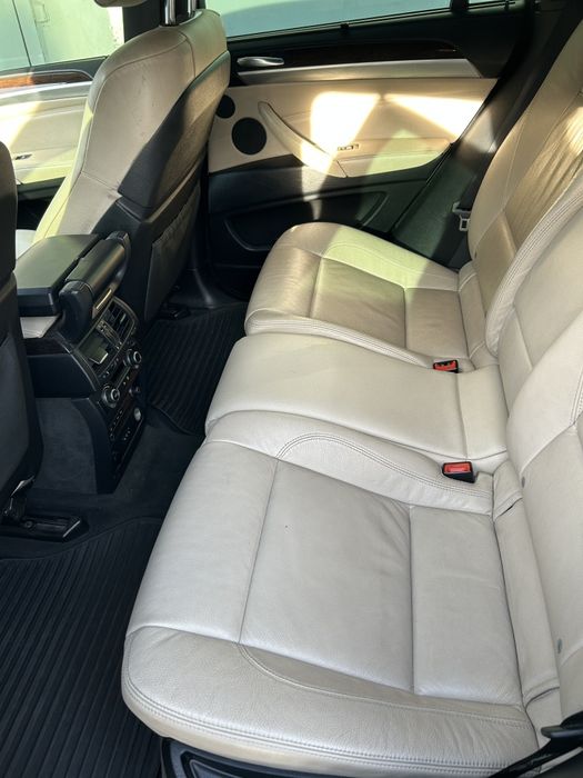 Продам BMW X6 е71
