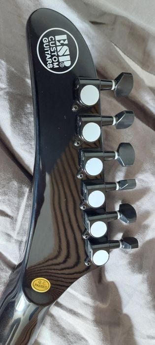 ESP MX-220 czarny
