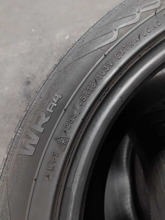 Шини бу 255/45 R18 Nokian WRA4 Комплект Зима