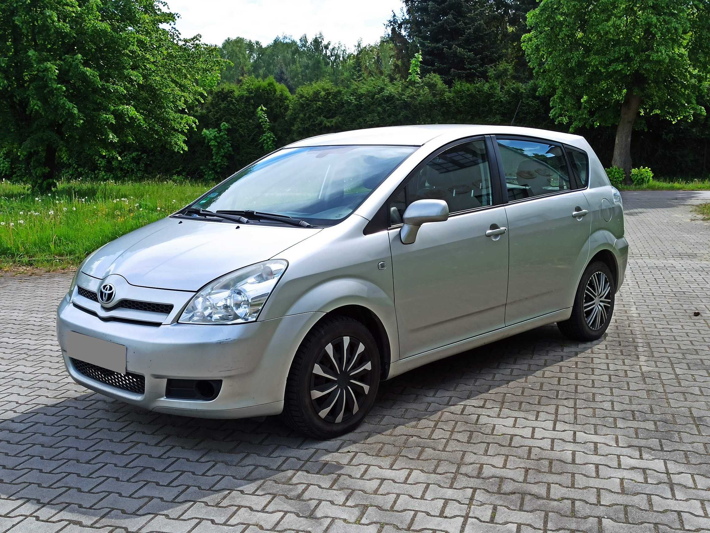 Toyota Corolla Verso 1,8 Benz, stan bdb