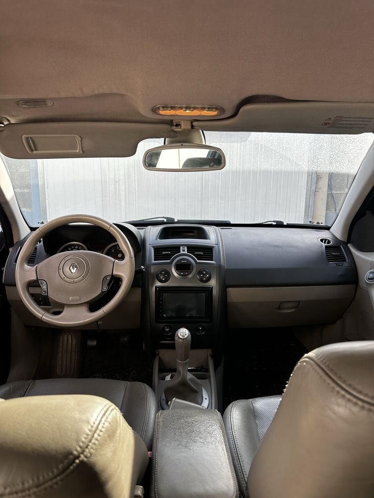 Renault M-megane 2004